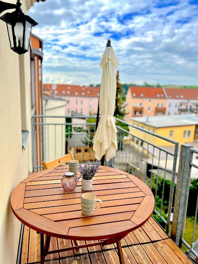 Elbling Apartment Mit Terrasse - Netflix - Parkplatz - Weinbergblick Meißen Εξωτερικό φωτογραφία